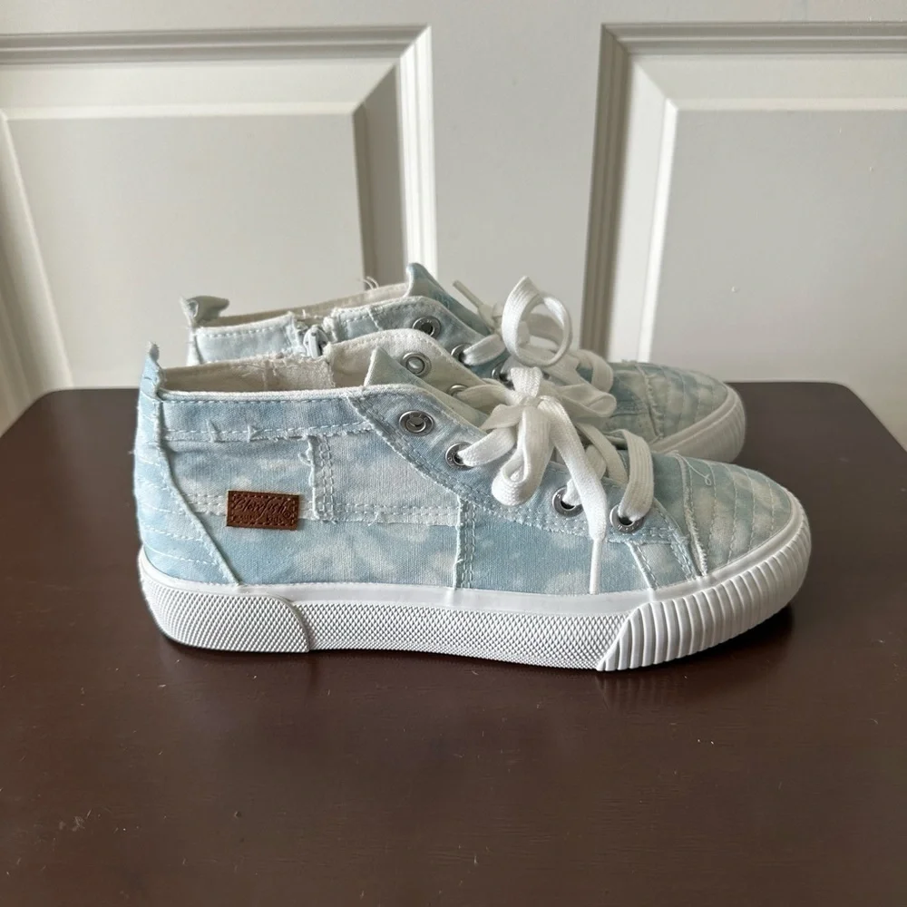 Blowfish Malibu Kids Sky Harmony Dye Canvas Blue Shoes Kids Size 5